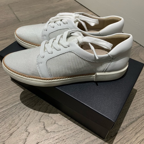 Naturalizer Jane2 sneakers 6.5 new - Picture 1 of 5